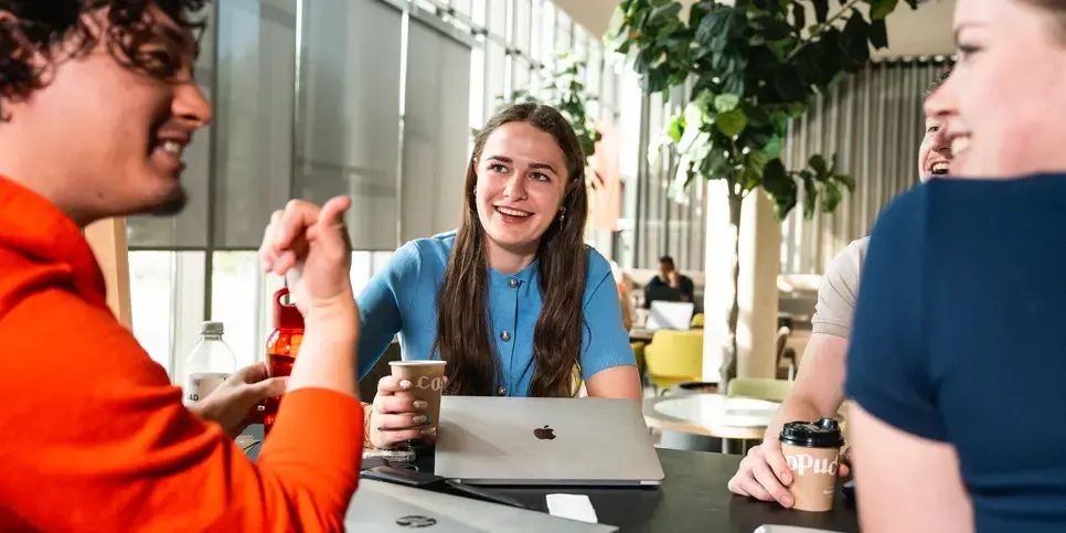 Groepsgesprek Notitieboek Lachen Zuyd Hogeschool Sittard