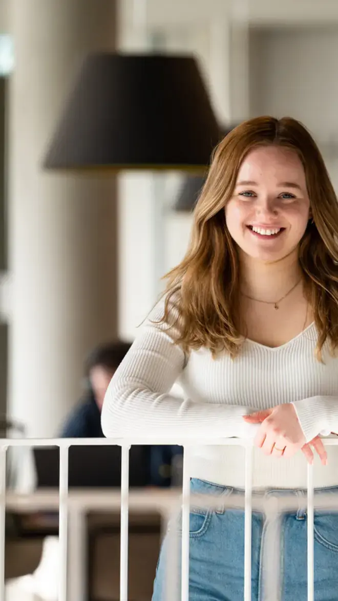 Commercieel Management - studente in gang