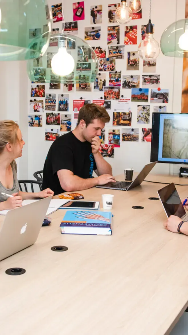 Fysiotherapie - studenten in lokaal