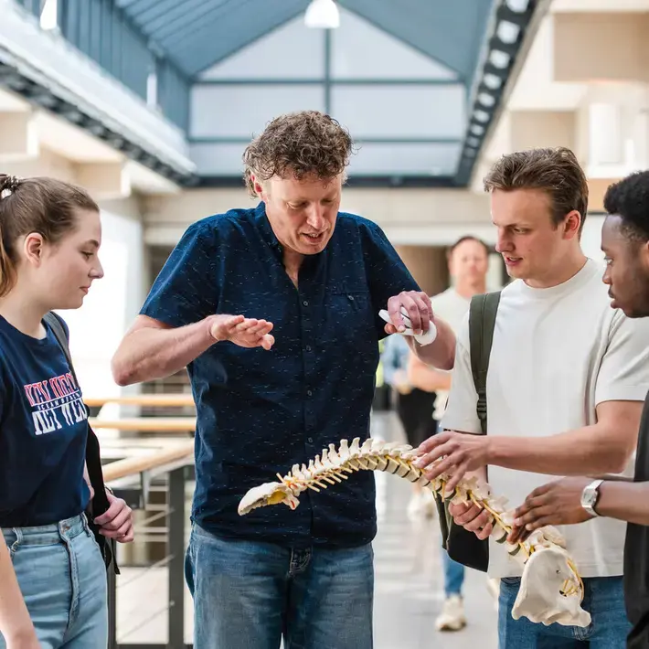 Fysiotherapie Zuyd Hogeschool studenten en docent