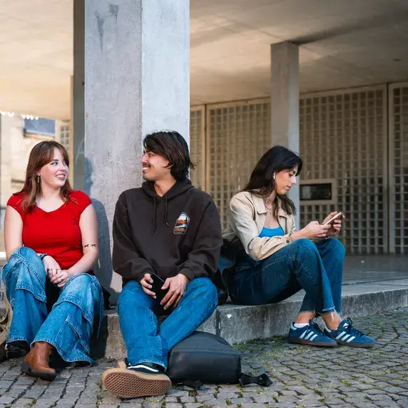 Kolom Zittend SamenLachend Zuyd Hogeschool Maastricht