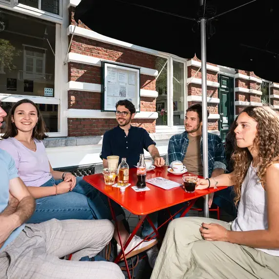 Terras Gesprek RoodTafelblad Zuyd Hogeschool Internationaal