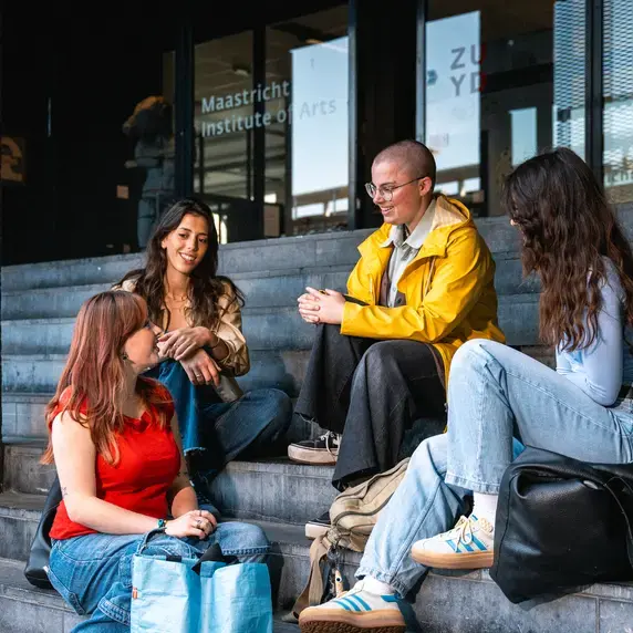 Trappen Gesprek KleurrijkeTas Zuyd Hogeschool Maastricht