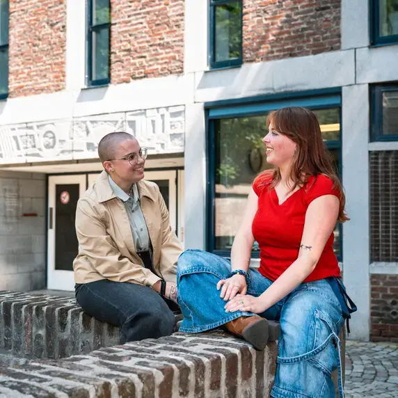 Stadswandeling Gevel Zittend Zuyd Hogeschool Maastricht