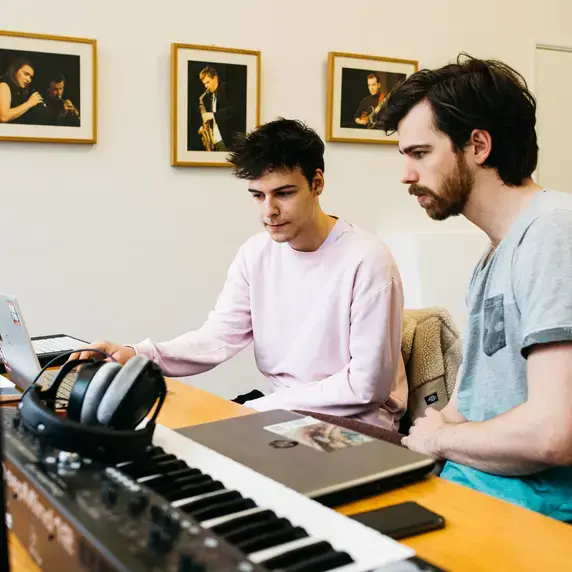 muziek - jazz - studenten aan het werk
