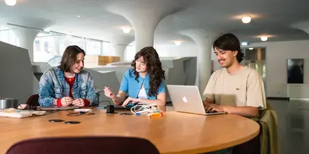 Vergaderzaal Overleg Laptop Zuyd Hogeschool Heerlen