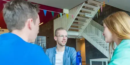 Finance - vrolijke studenten