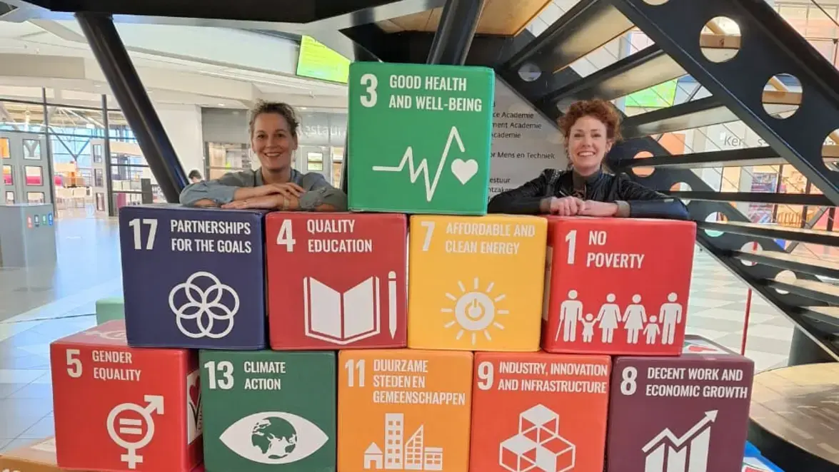 Karin en Claudia.jpg